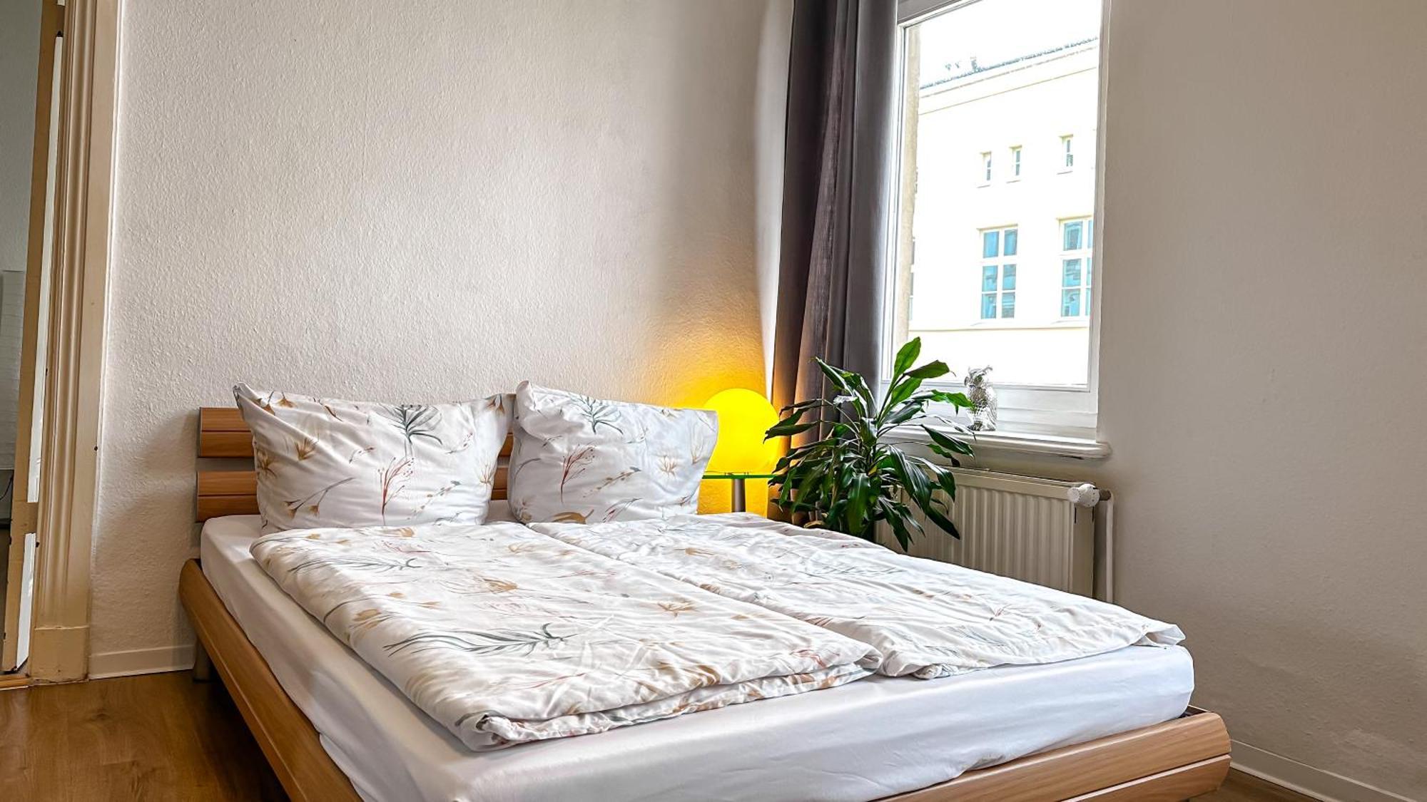 Zentrale Ferienwohnung Mit Gartennutzung Schwerin  Exterior foto
